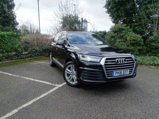 Audi Q7 3.0 TDI 218 Quattro S Line 5dr Tip Auto Estate Diesel Black