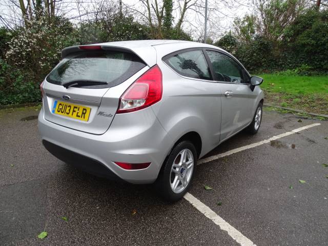 2013 Ford Fiesta 1.6 Zetec 3dr Powershift