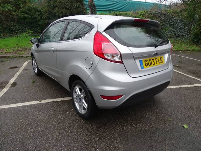 2013 Ford Fiesta 1.6 Zetec 3dr Powershift