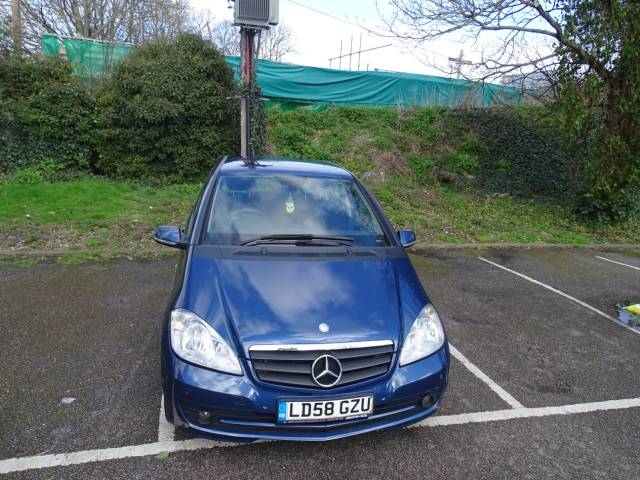 Mercedes-Benz A Class 1.5 A150 Classic SE 5dr Tip Auto Hatchback Petrol Blue