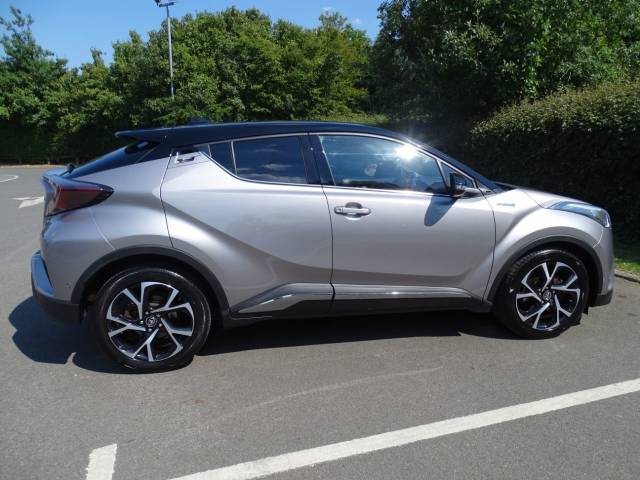 2017 Toyota C-HR 1.8 Hybrid Dynamic 5dr CVT