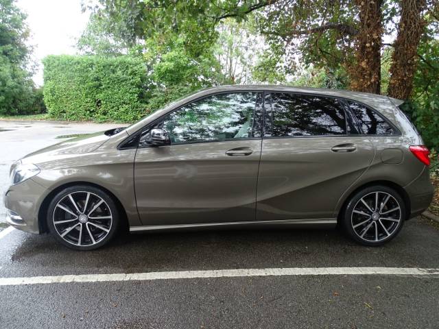 2012 Mercedes-Benz B Class 1.6 B180 BlueEFFICIENCY Sport 5dr Auto