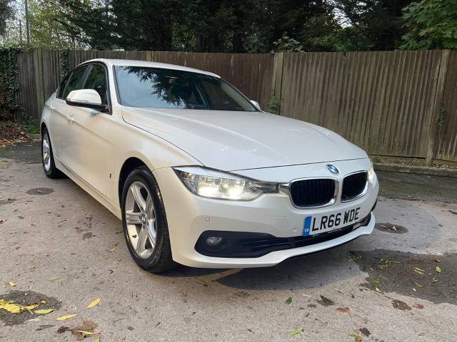 BMW 3 Series 2.0 330e SE 4dr Step Auto Saloon Petrol White