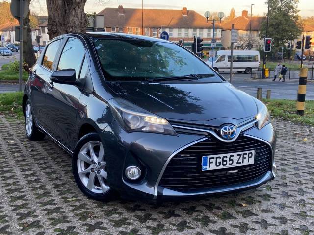 Toyota Yaris 1.5 Hybrid Sport 5dr CVT Hatchback Petrol / Electric Hybrid Grey