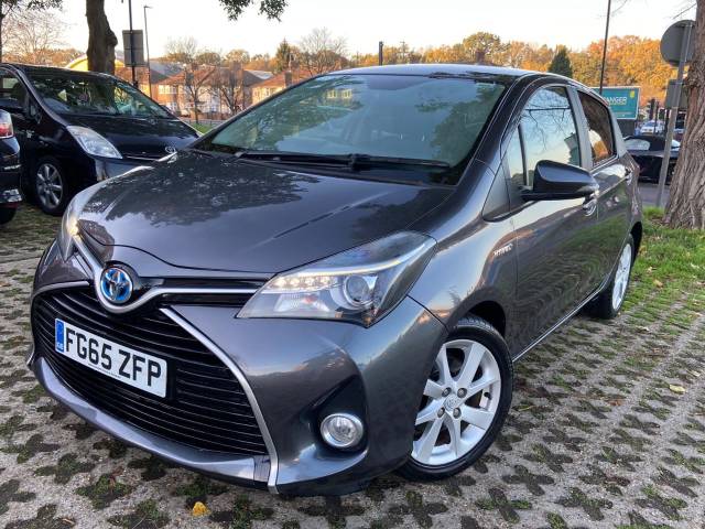 2015 Toyota Yaris 1.5 Hybrid Sport 5dr CVT