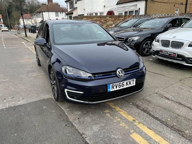 Volkswagen Golf 1.4 TSI GTE 5dr DSG [Nav] Hatchback Hybrid Blue