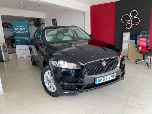 Jaguar F-Pace 2.0d Prestige 5dr Auto Estate Diesel Black