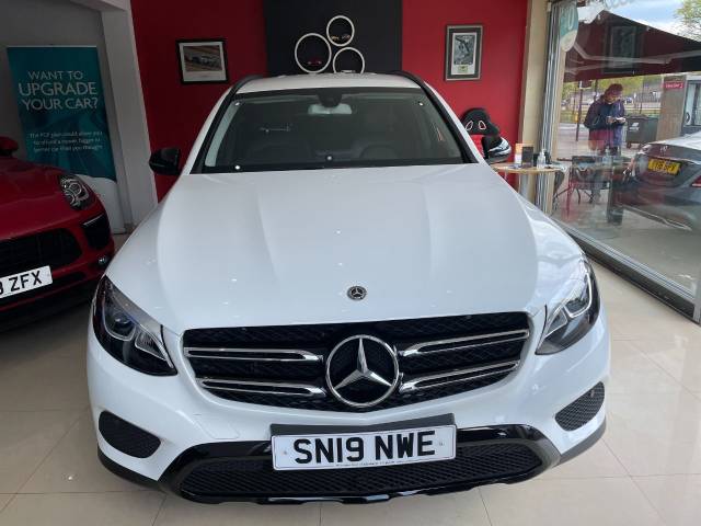 Mercedes-Benz GLC 2.0 GLC 250 4Matic Urban Edition 5dr 9G-Tronic Estate Petrol White