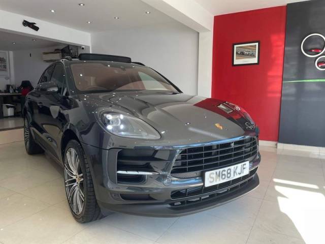 Porsche Macan 2.0 5dr PDK Estate Petrol Grey