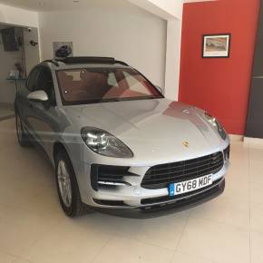 PORSCHE MACAN 2018 (68) at 1st Choice Motors London