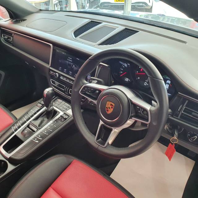 2018 Porsche Macan 2.0 5dr PDK