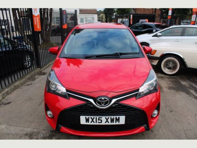 2015 Toyota Yaris 1.33 VVT-i Sport 5dr CVT