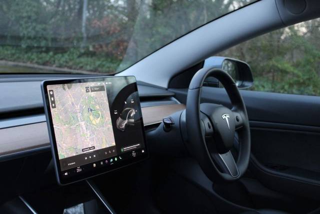 2019 Tesla Model 3 0.0 Performance AWD 4dr [Performance Upgrade] Auto