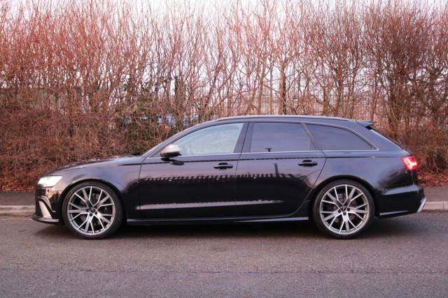 2017 Audi RS6 4.0T FSI Quattro RS 6 Performance 5dr Tip Auto