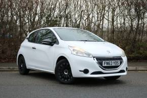 PEUGEOT 208 at 1st Choice Motors London