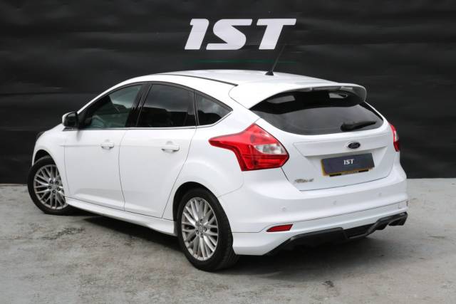 2013 Ford Focus 1.6 125 Zetec S 5dr Powershift