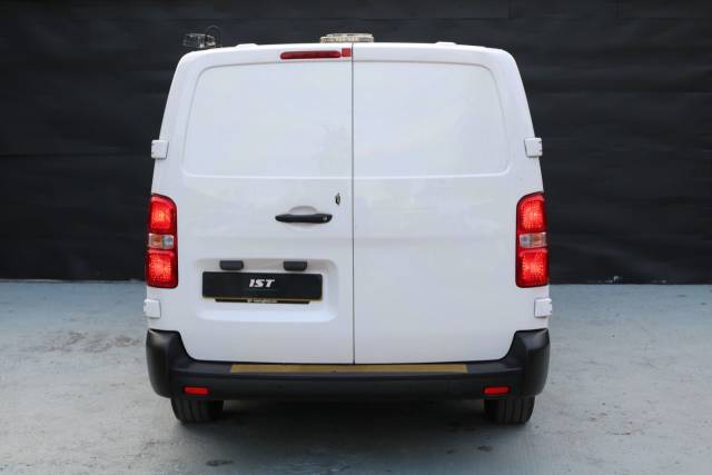 2022 Vauxhall Vivaro 2900 1.5d 100PS Dynamic H1 Van