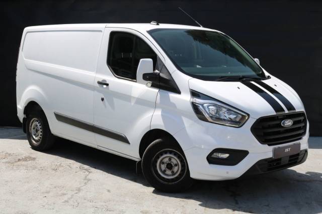 Ford Transit Custom 2.0 EcoBlue 130ps Low Roof Trend Van Panel Van Diesel White