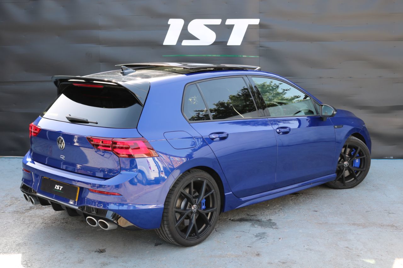 2024 Volkswagen Golf thumbnail 7