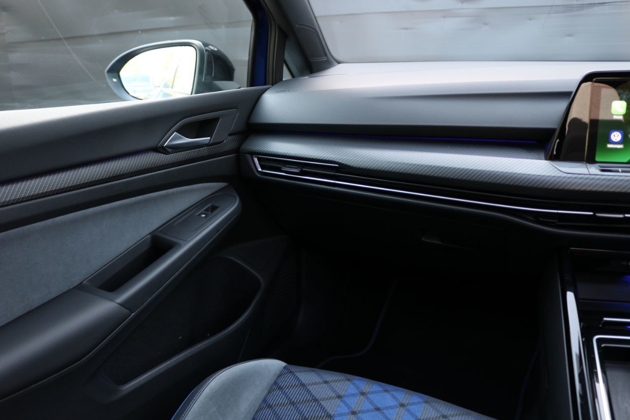 2024 Volkswagen Golf thumbnail 14