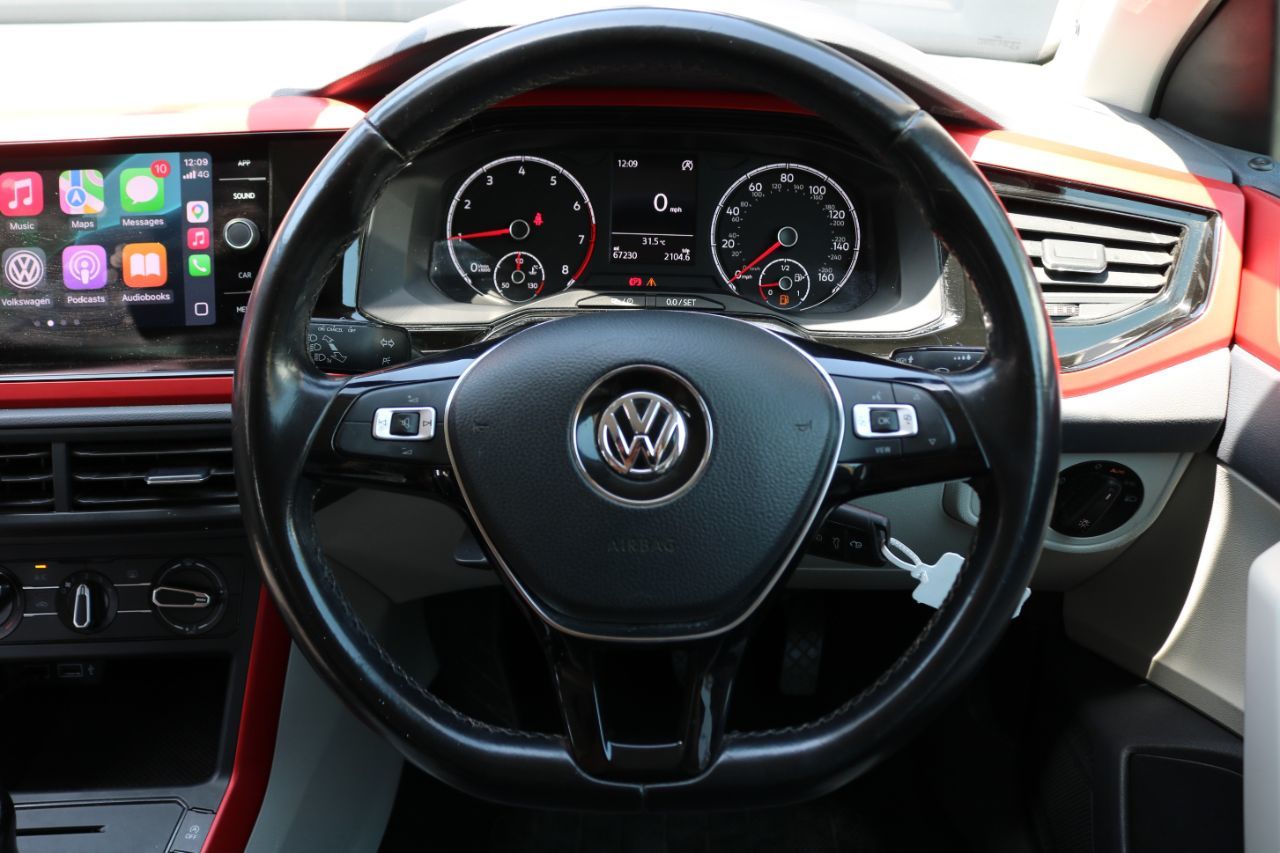 2018 Volkswagen Polo thumbnail 16