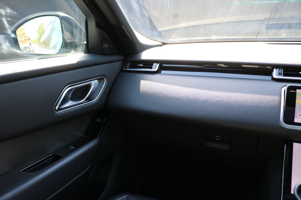 2017 Land Rover Range Rover Velar thumbnail 14