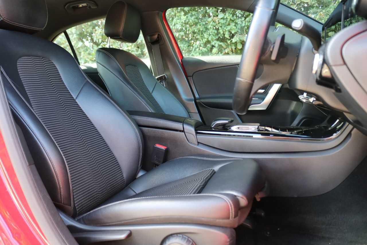 MERCEDES A CLASS A180 SPORT 5DR AUTO 2019 19 10,395 GEARBOX AUTOMATIC BODYSTYLE HATCHBACK FUEL...