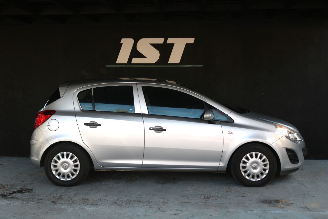 2012 Vauxhall Corsa thumbnail 8