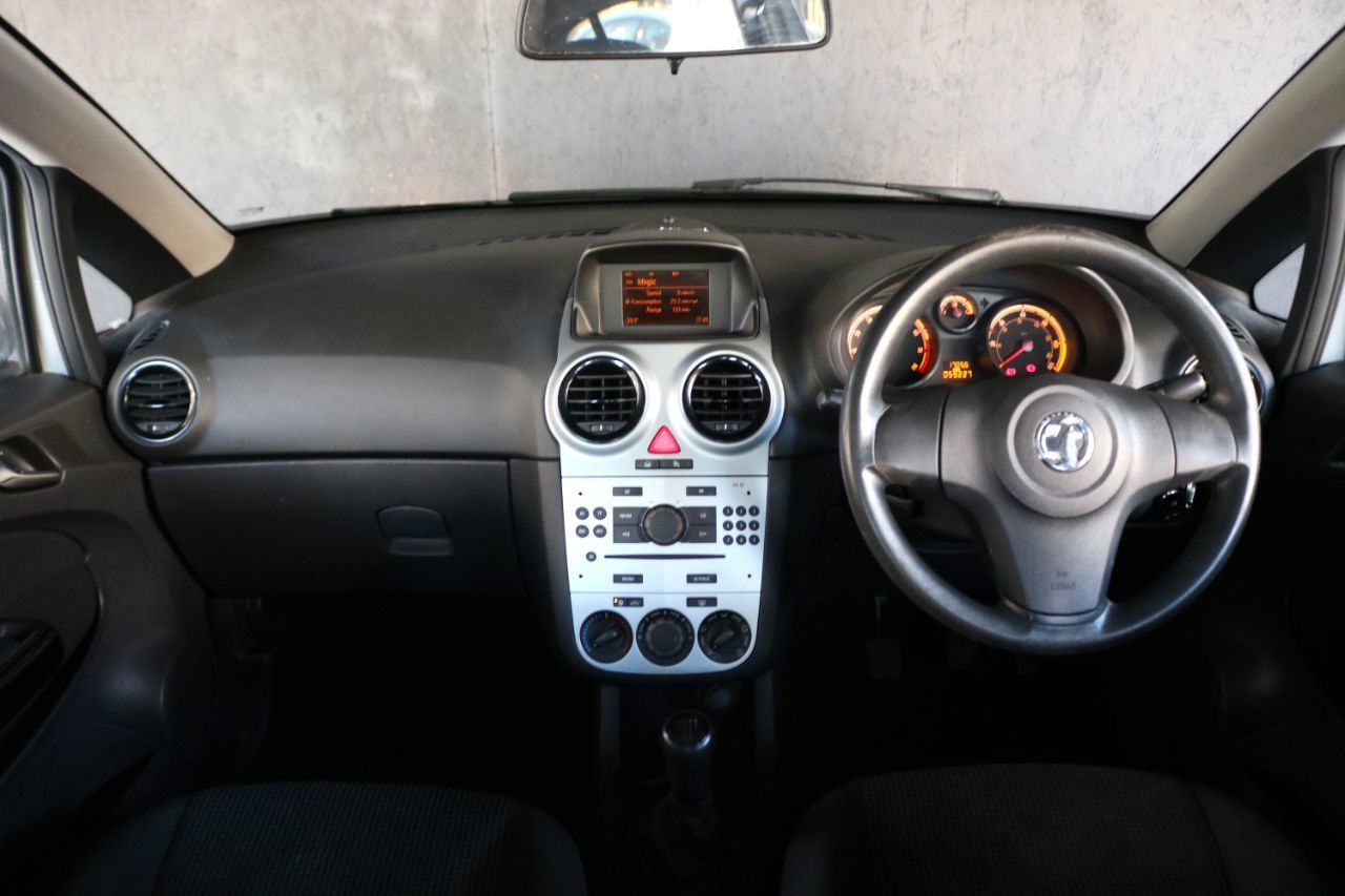 2012 Vauxhall Corsa thumbnail 12