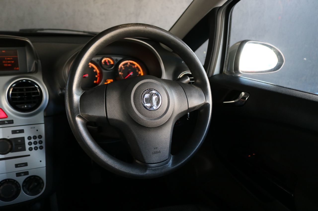 2012 Vauxhall Corsa thumbnail 15