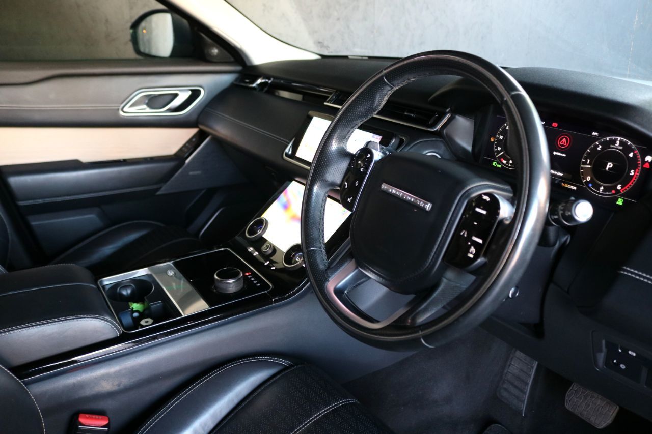 2017 Land Rover Range Rover Velar thumbnail 9