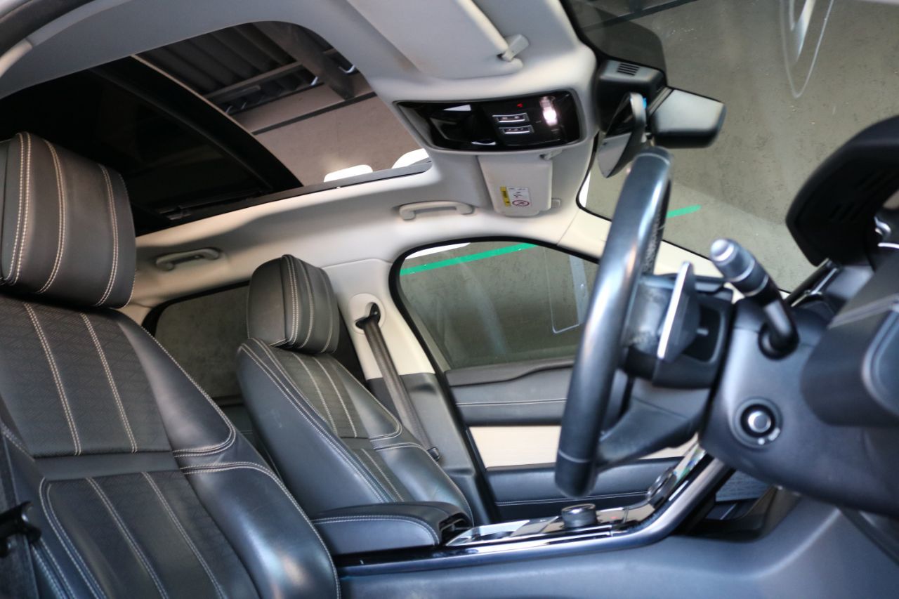 2017 Land Rover Range Rover Velar thumbnail 11