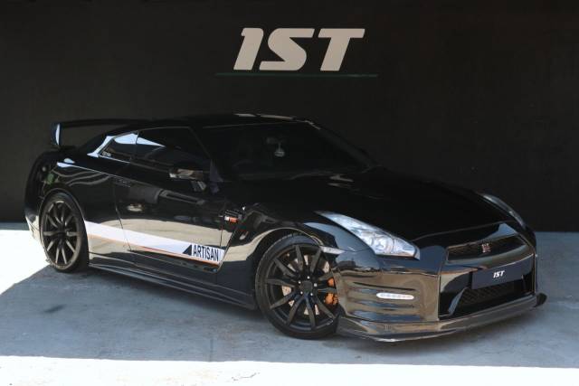Nissan GT-R 3.8 [550] Premium 2dr Auto Coupe Petrol Black