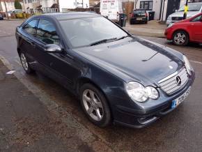 MERCEDES-BENZ C CLASS 2006 (06) at 1st Choice Motors London