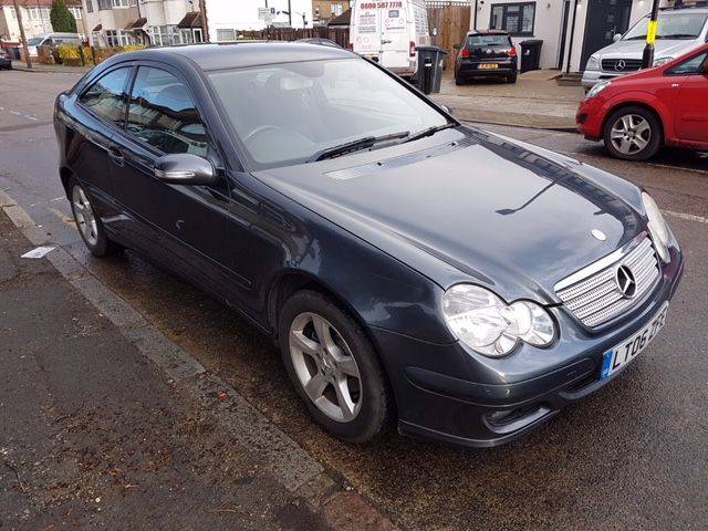 Mercedes-Benz C Class 2.1 C220 CDI SE 3dr Auto Coupe Diesel Grey