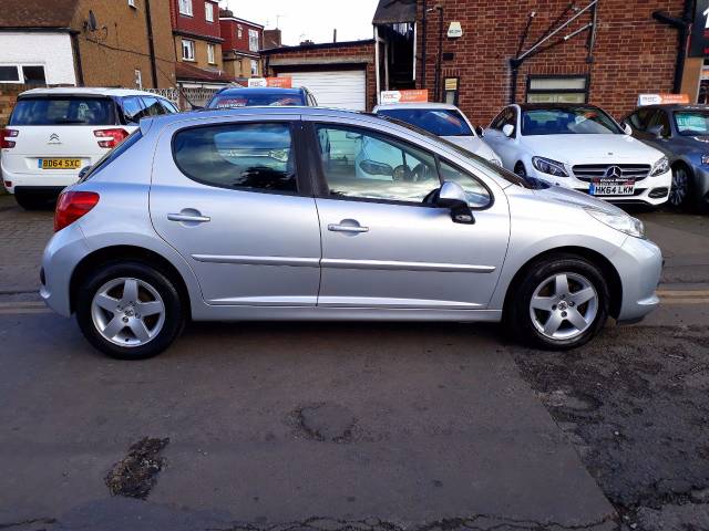 2008 Peugeot 207 1.4 VTi Cielo [95] 5dr