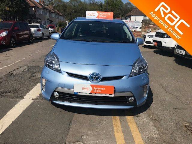 2014 Toyota Prius 1.8 VVTi Plug-in 5dr CVT Auto