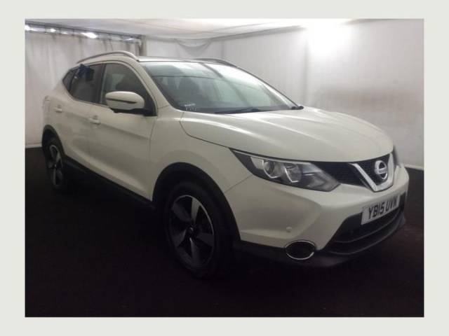 2015 Nissan Qashqai 1.5 dCi N-Tec+ 5dr