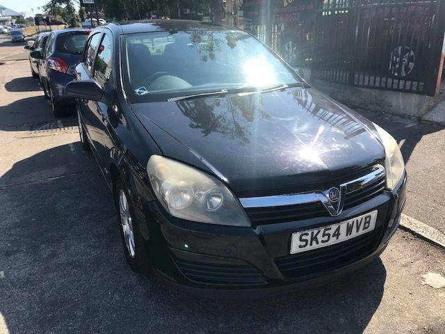 Vauxhall Astra 1.6i 16V Club 5dr Hatchback Petrol Black