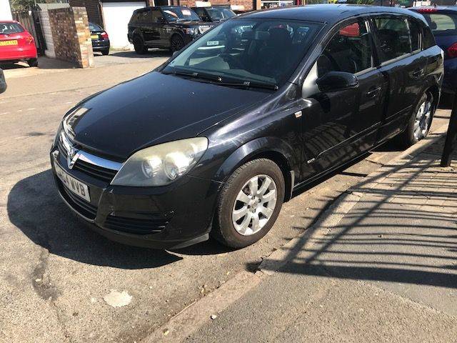 2004 Vauxhall Astra 1.6i 16V Club 5dr