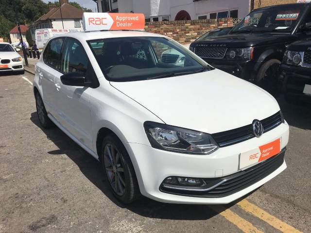 Volkswagen Polo 1.0 SE Design 5dr Hatchback Petrol White