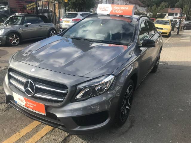 Mercedes-Benz GLA Class 2.1 GLA 220d 4Matic AMG Line 5dr Auto Estate Diesel Grey