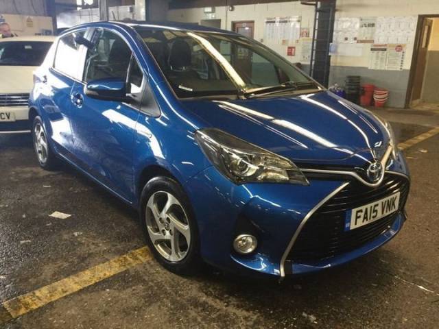 Toyota Yaris 1.5 Hybrid Icon 5dr CVT Hatchback Petrol / Electric Hybrid Blue