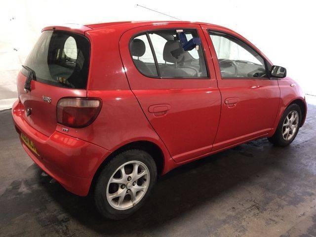 2000 Toyota Yaris 1.3 16v VVTi CDX 5dr Auto