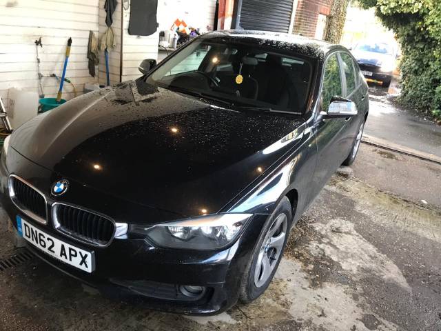 BMW 3 Series 2.0 320d EfficientDynamics 4dr Saloon Diesel Black