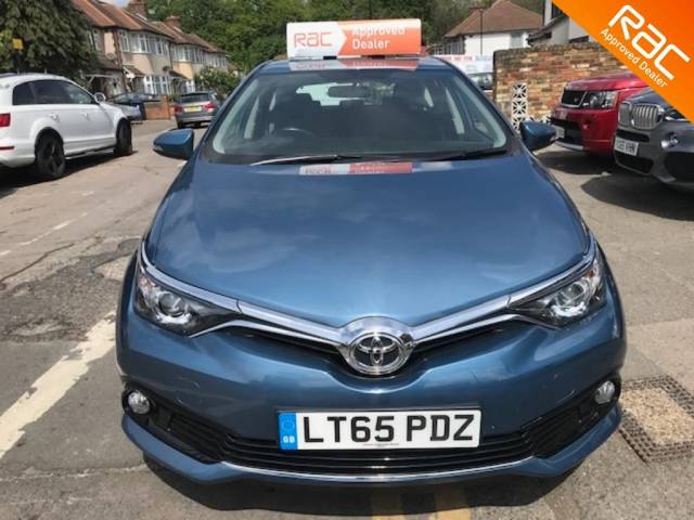 2015 Toyota Auris 1.2T Business Edition 5dr CVT