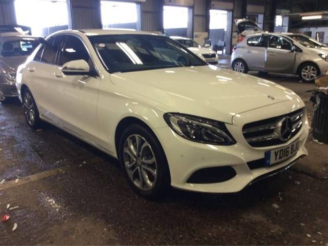 Mercedes-Benz C Class 2.0 C350e Sport 4dr Auto Saloon Petrol / Electric Hybrid White