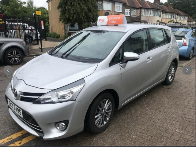 Toyota Verso 1.6 D-4D Icon TSS 5dr MPV Diesel Silver