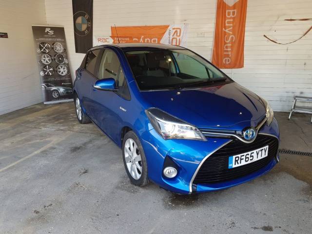 Toyota Yaris 1.5 Hybrid Sport 5dr CVT Hatchback Petrol / Electric Hybrid Blue