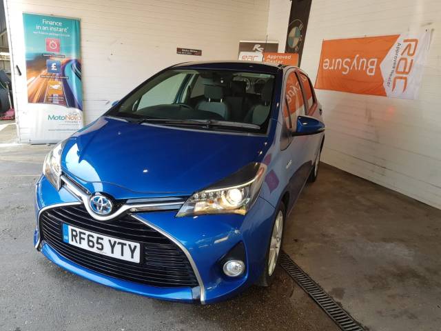 2015 Toyota Yaris 1.5 Hybrid Sport 5dr CVT